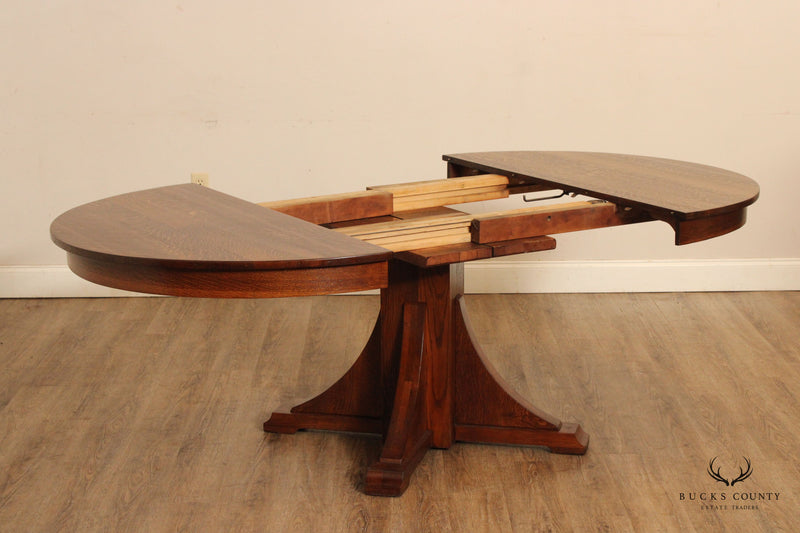 Stickley Brothers Antique Mission Oak Round Extendable Pedestal Dining Table