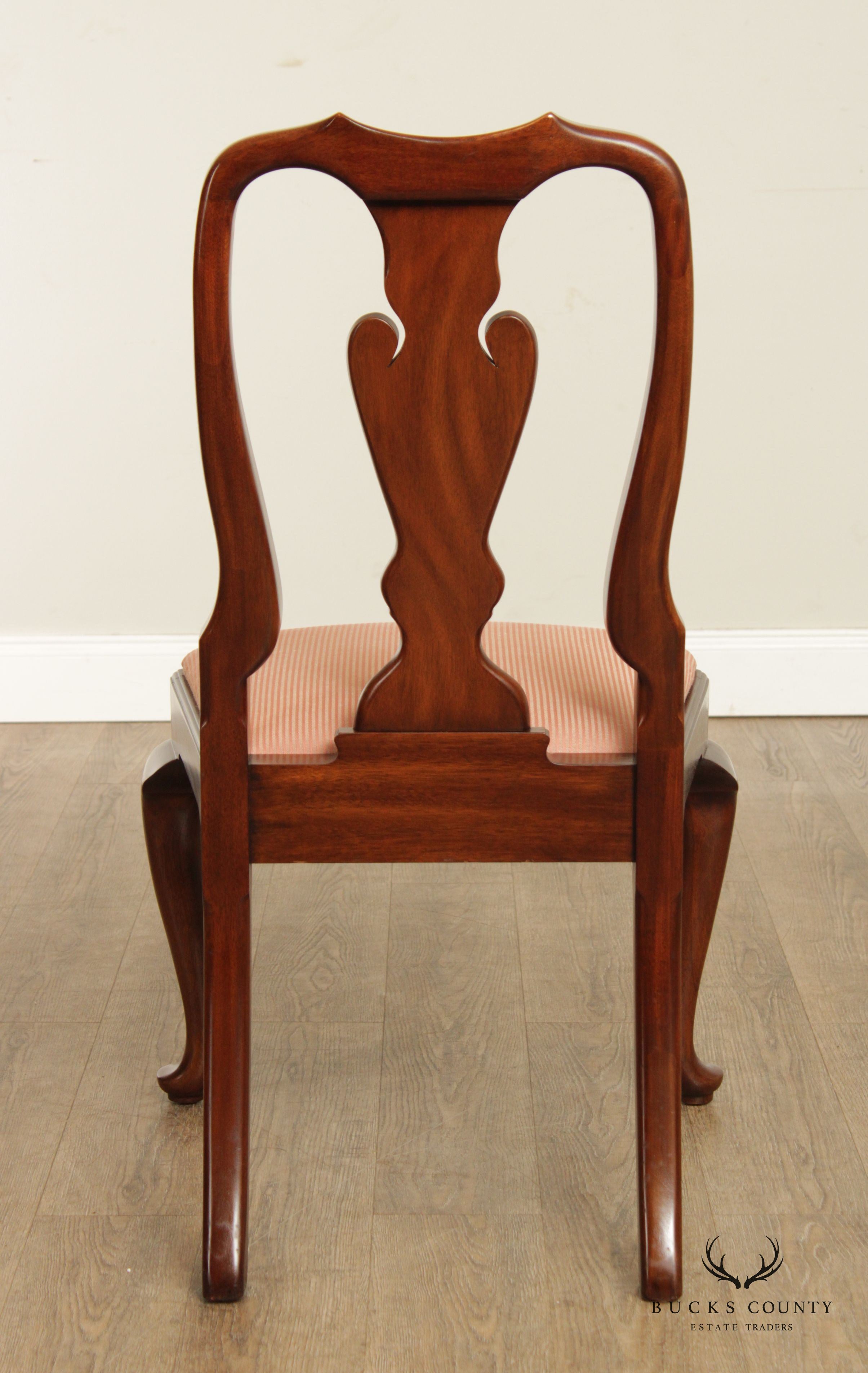 Henkel Harris Queen Anne Style Set of 6 Mahogany Dining Chairs