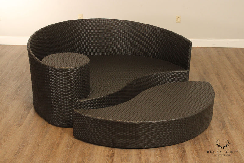 Contemporary Curved Outdoor Wicker Patio Daybed