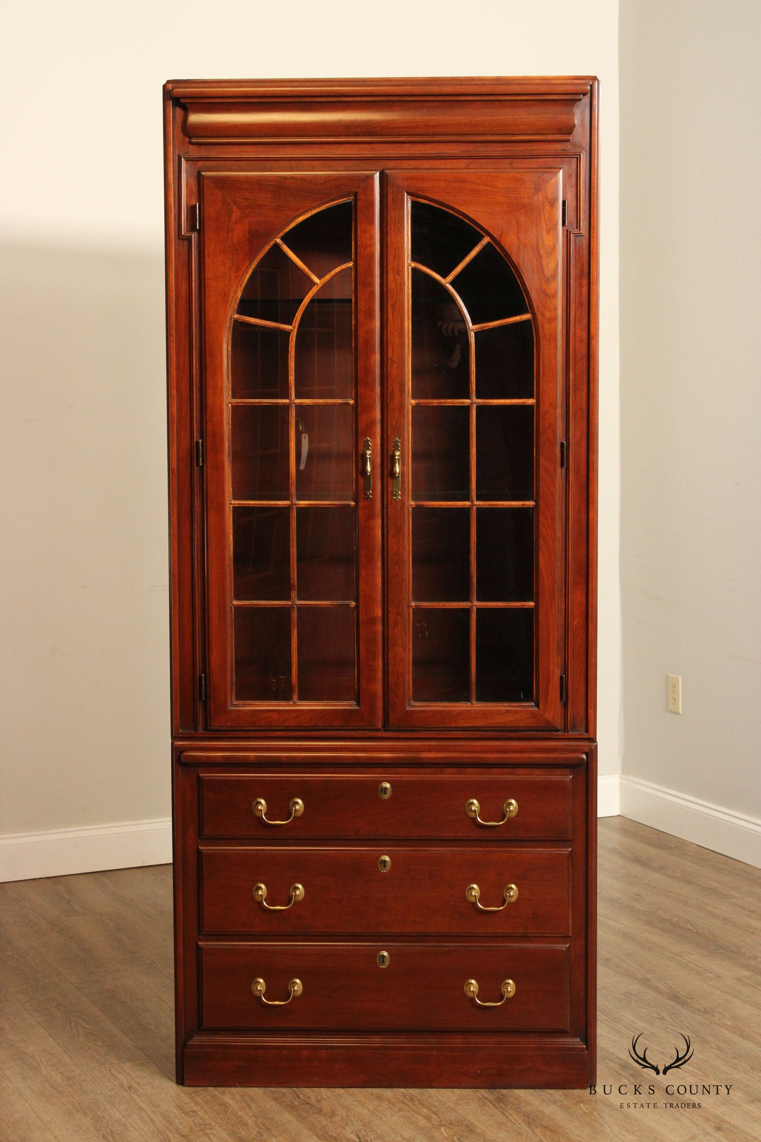 Harden Chippendale Style Cherry Illuminated Bookcase Display Cabinet