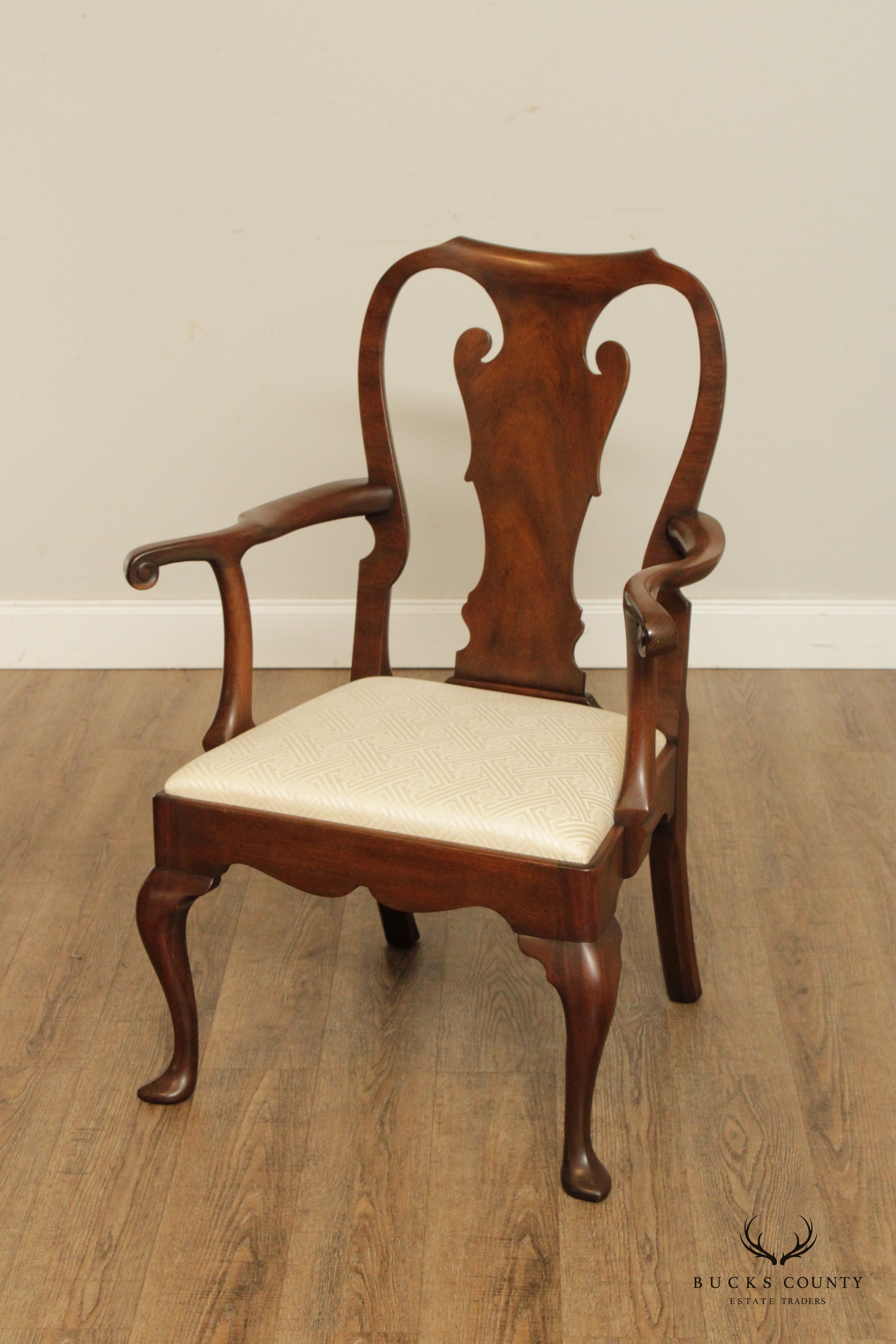 Kittinger Colonial Williamsburg Queen Anne Mahogany Arm Chair