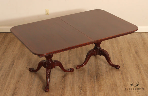 Stanley Furniture Mahogany Double Pedestal 'Stoneleigh' Dining Table
