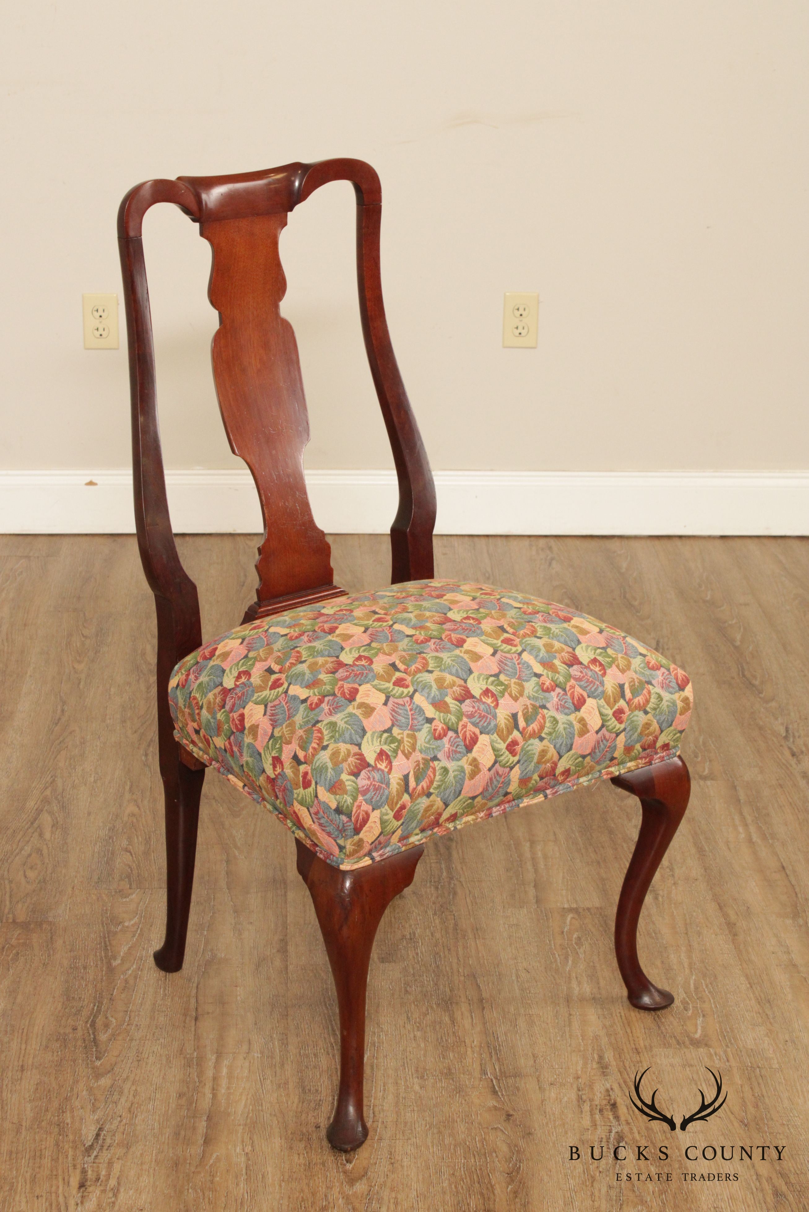 Queen Anne Style Custom Quality Antique Mahogany Side Chair