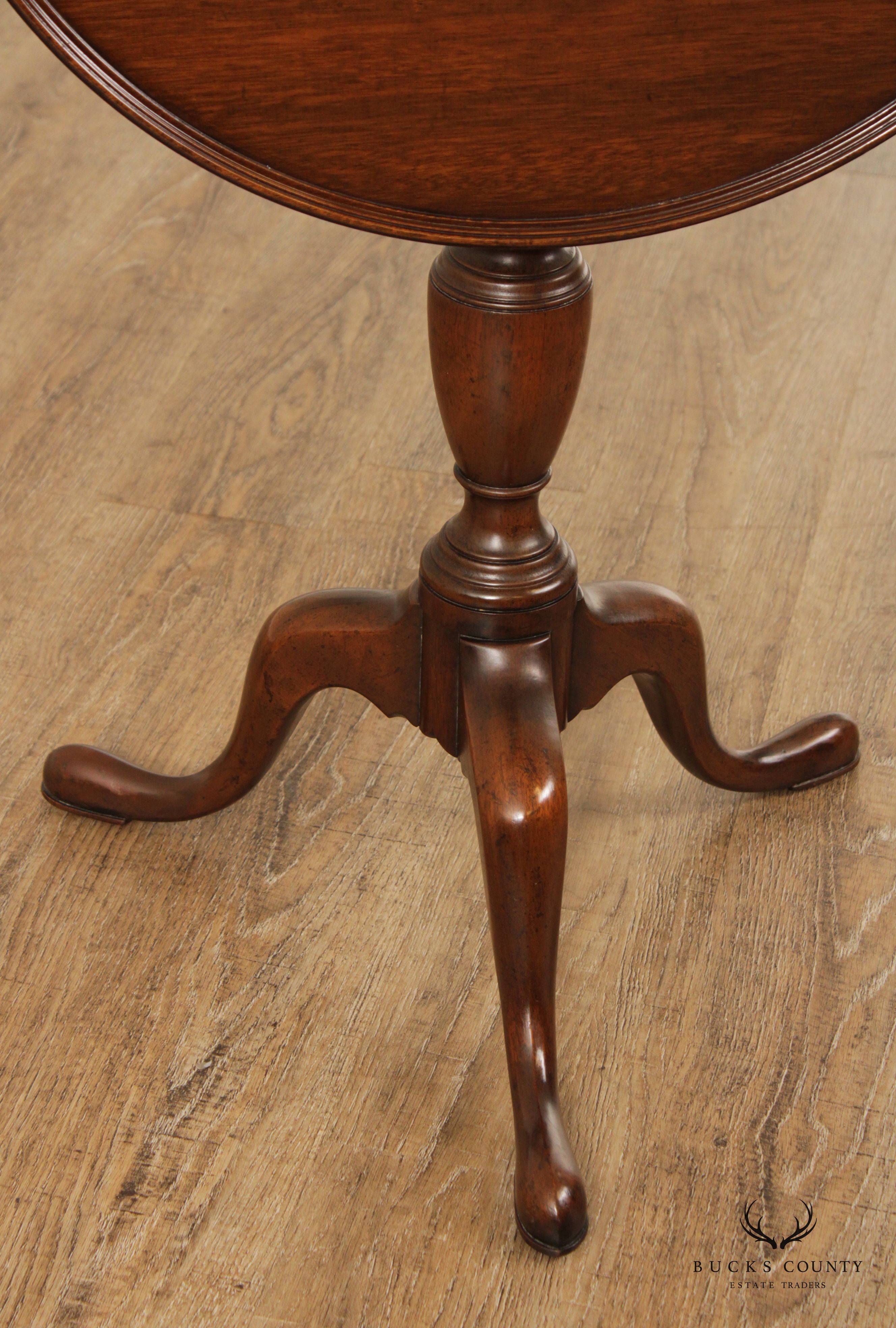 Kittinger Colonial Williamsburg Adaptation Mahogany Tilt-Top Tea Table