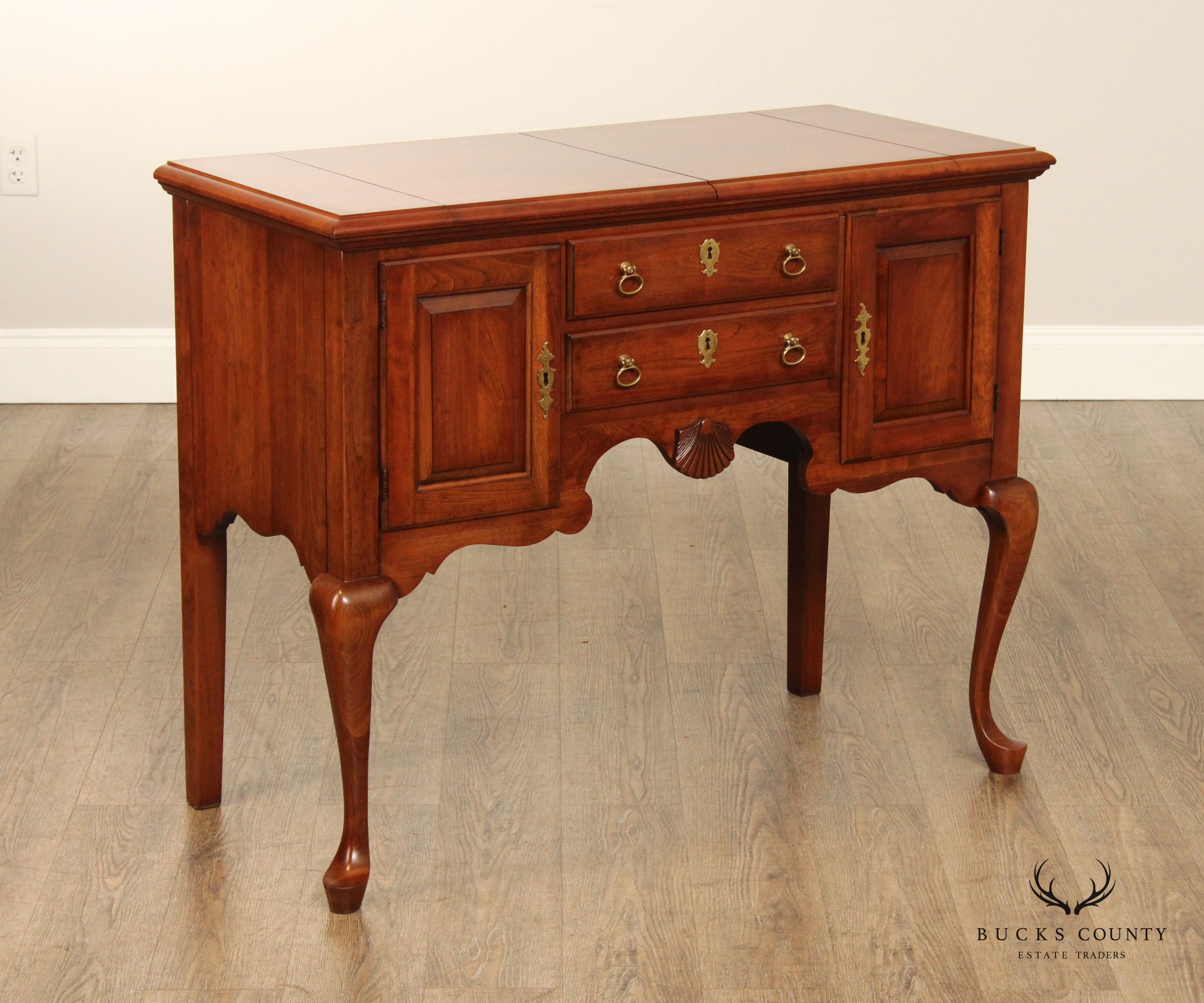 PENNSYLVANIA HOUSE QUEEN ANNE STYLE CHERRY FLIP TOP SIDEBOARD