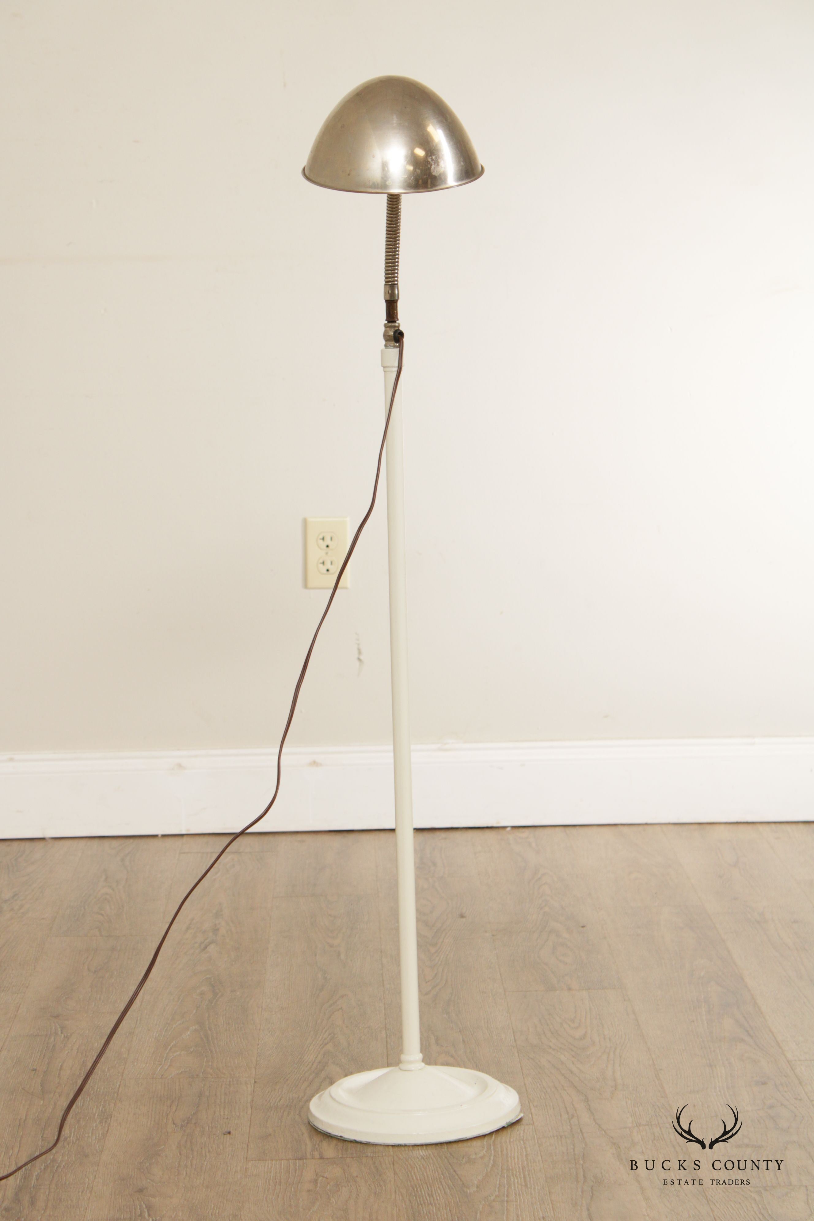 Vintage Modern Style Gooseneck Adjustable Floor Lamp