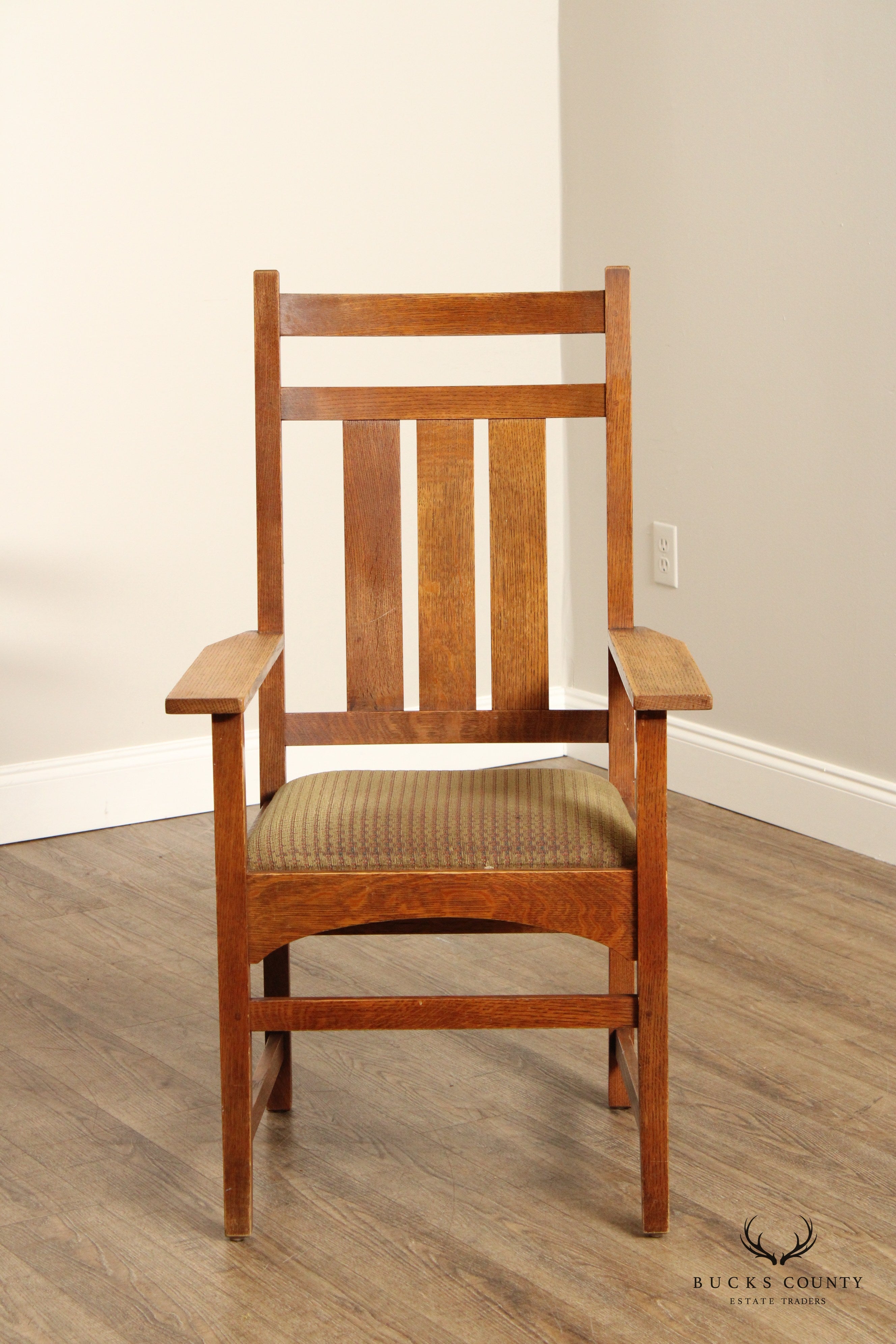 Stickley Mission Collection Harvey Ellis Pair of Oak Arm Chairs