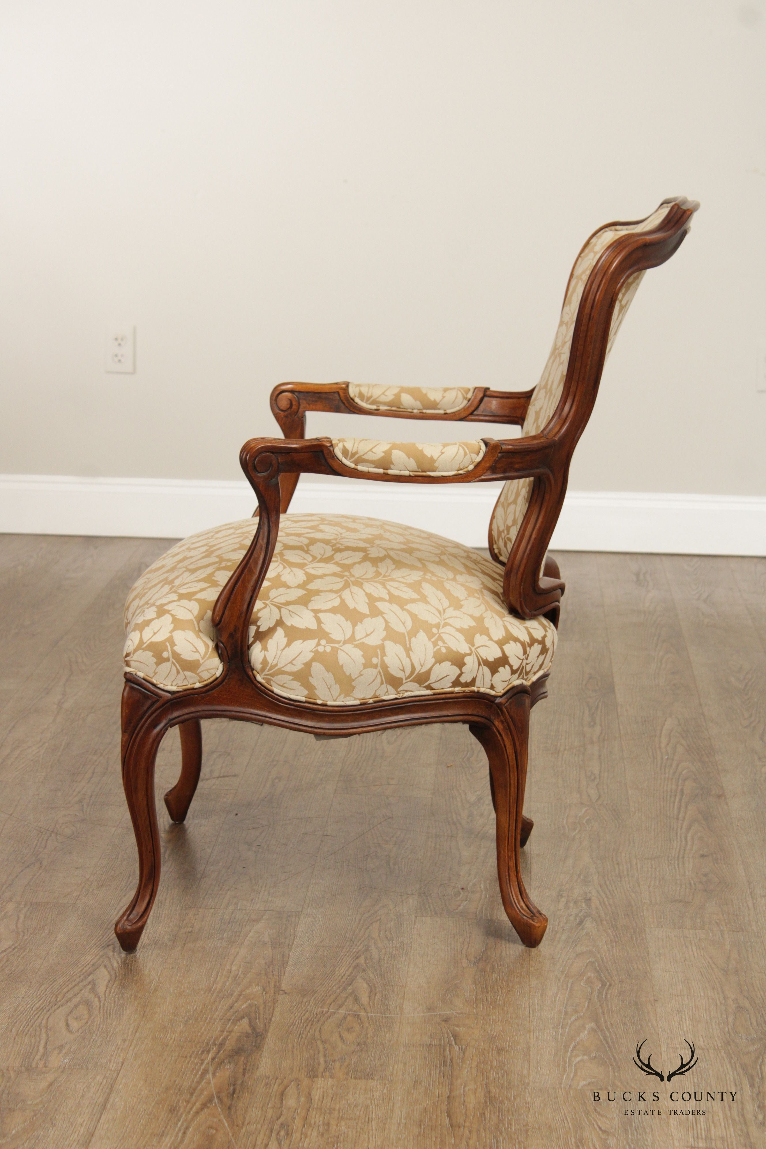 Hickory Chair French Louis XV Style Pair of Fauteuil Armchairs