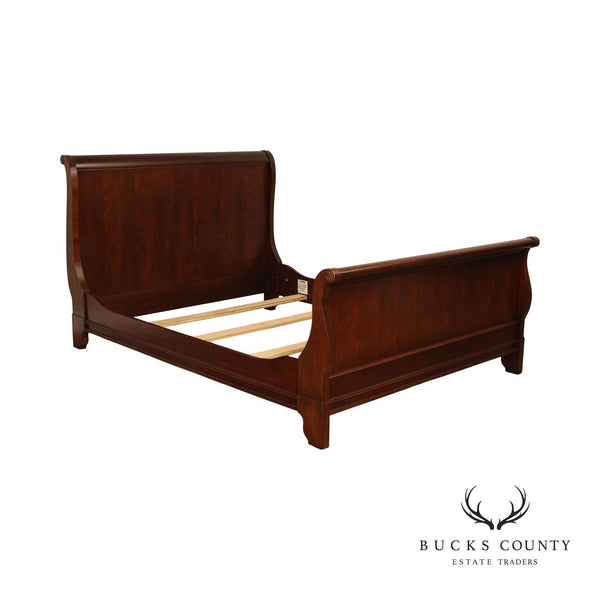 Traditional Cherry Queen Size Sleigh Bed