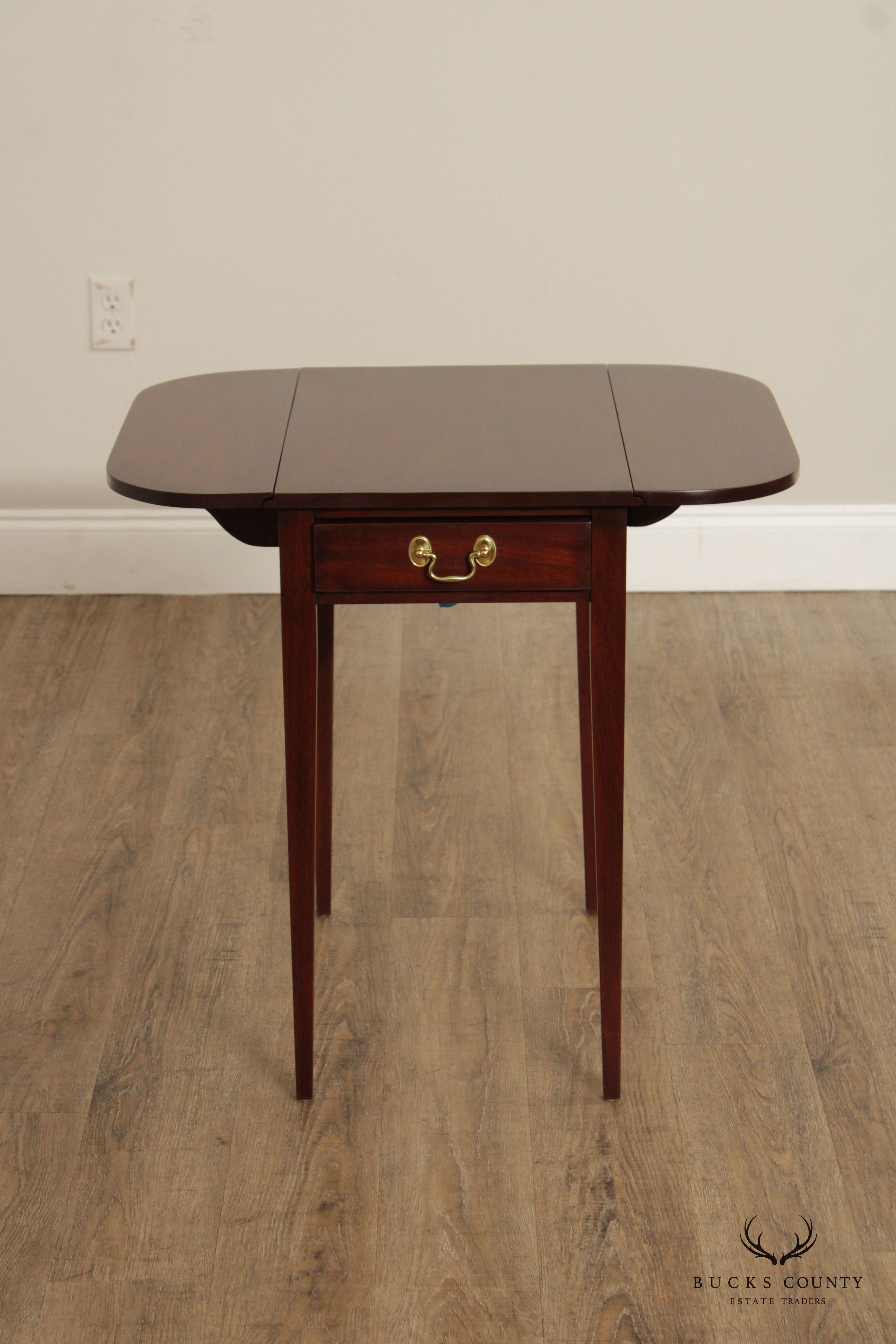 Henkel Harris Mahogany Pembroke Drop Leaf Side Table