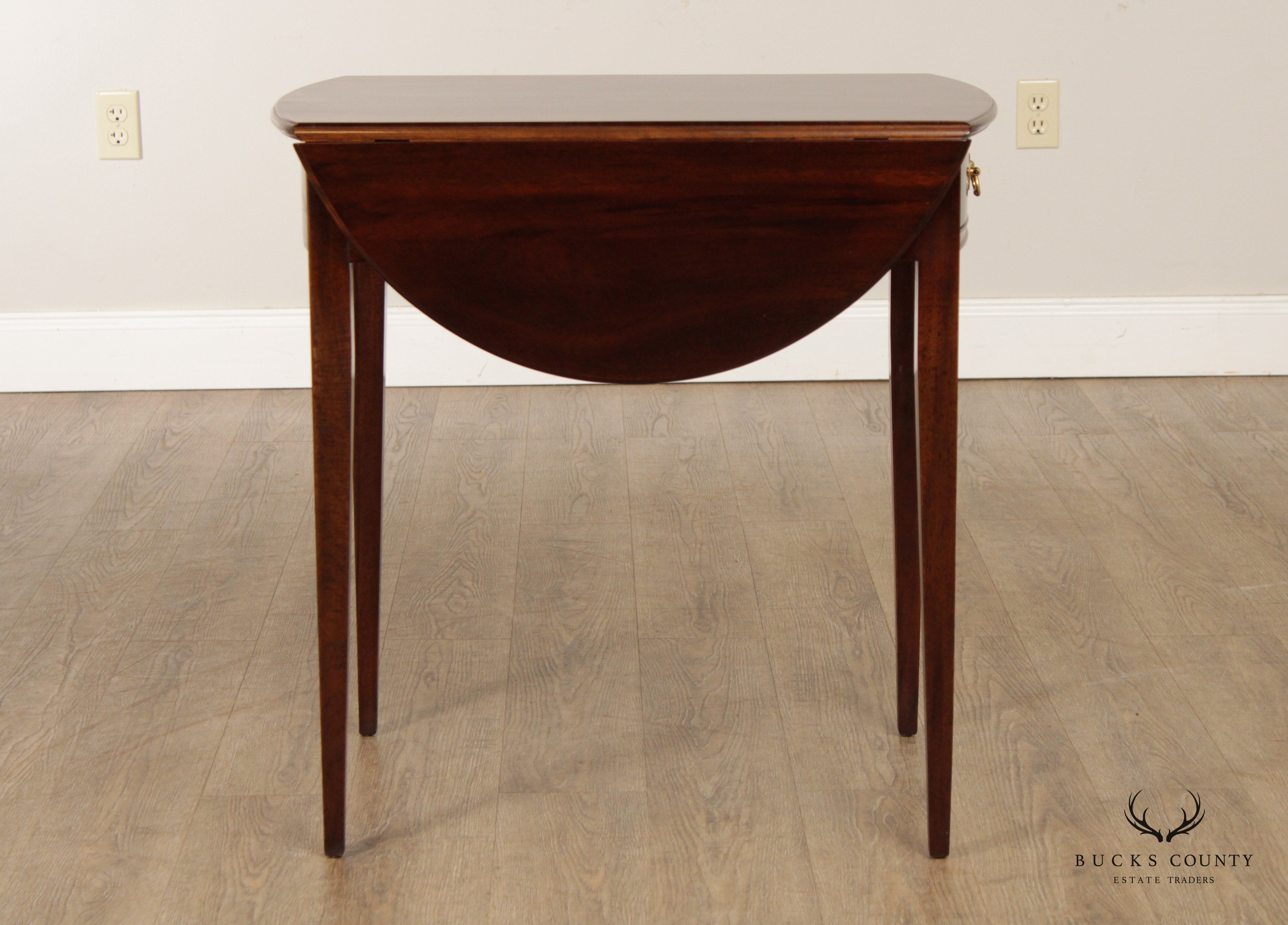 L. & J. G. Stickley Hepplewhite Style Mahogany Drop Leaf Pembroke Table