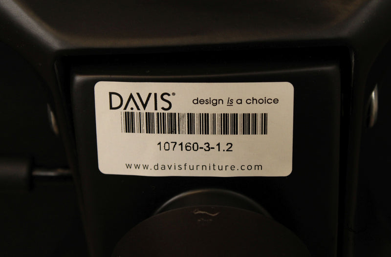 QUALITY MODERN DESIGN PAIR OF SWIVEL LOUNGE CHAIR BY DAVIS