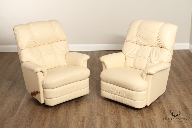 La-Z-Boy Contemporary Pair of Leather Recliners