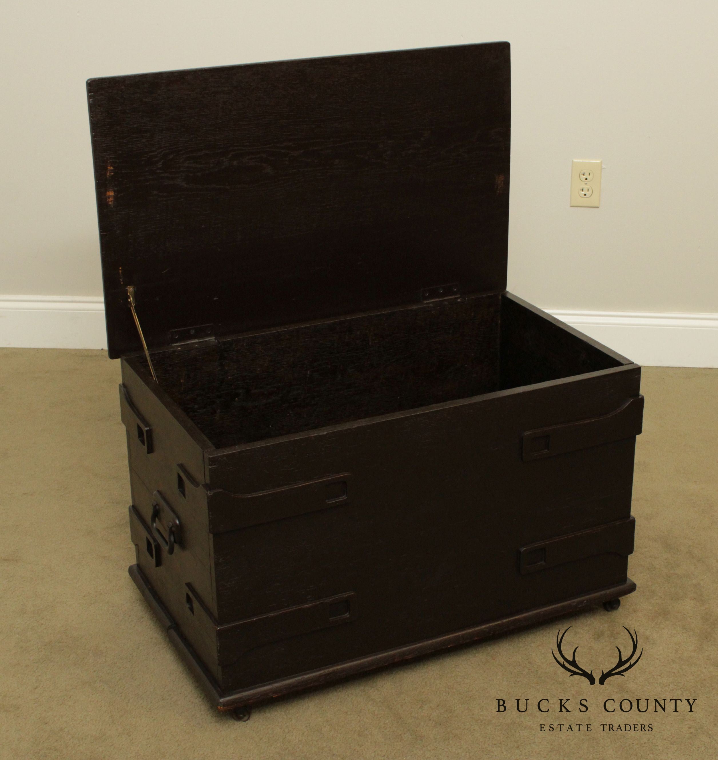 Antique Arts and Crafts Oak Lidded Storage Chest