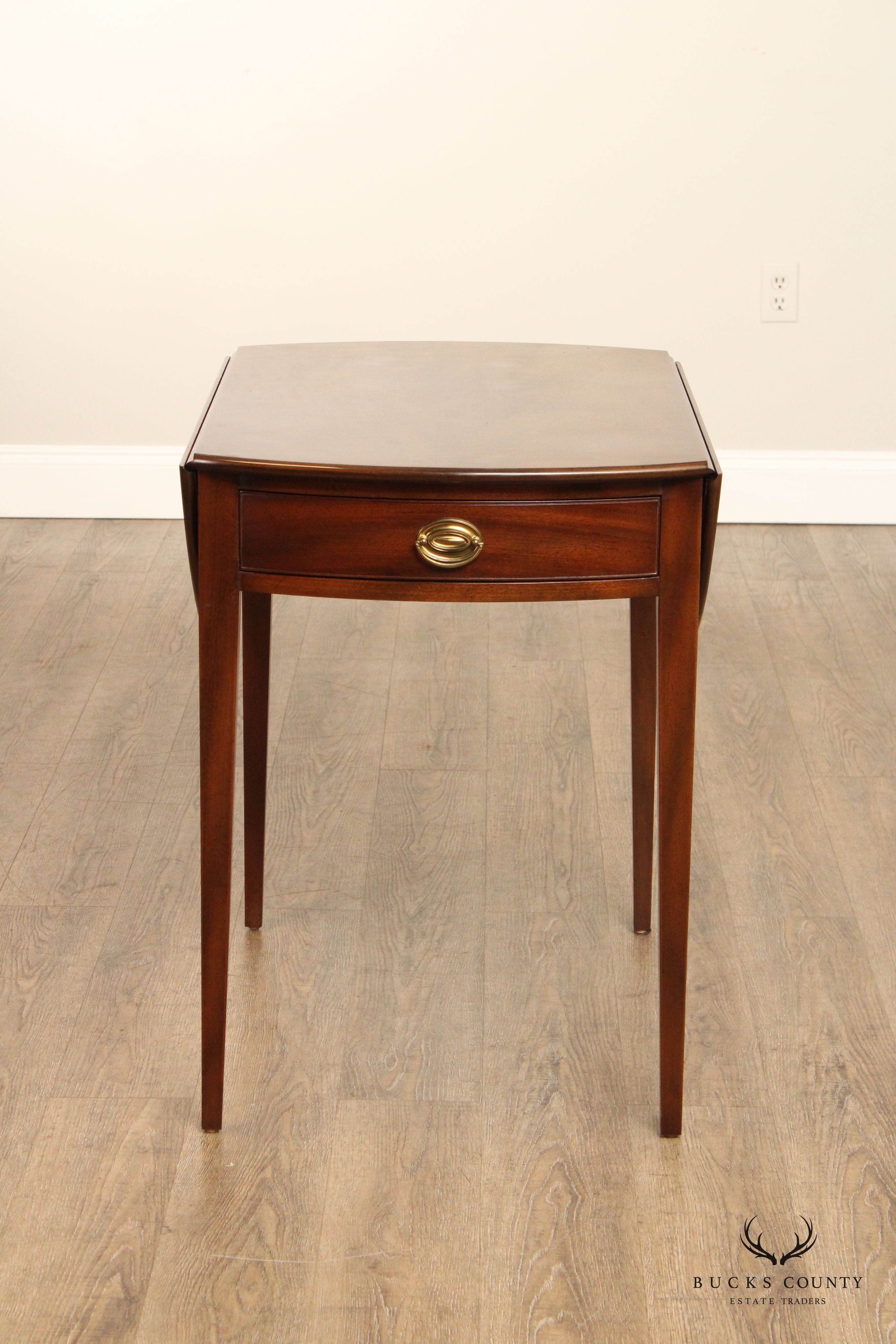 Kittinger Williamsburg Adaptation Mahogany Pembroke Side Table