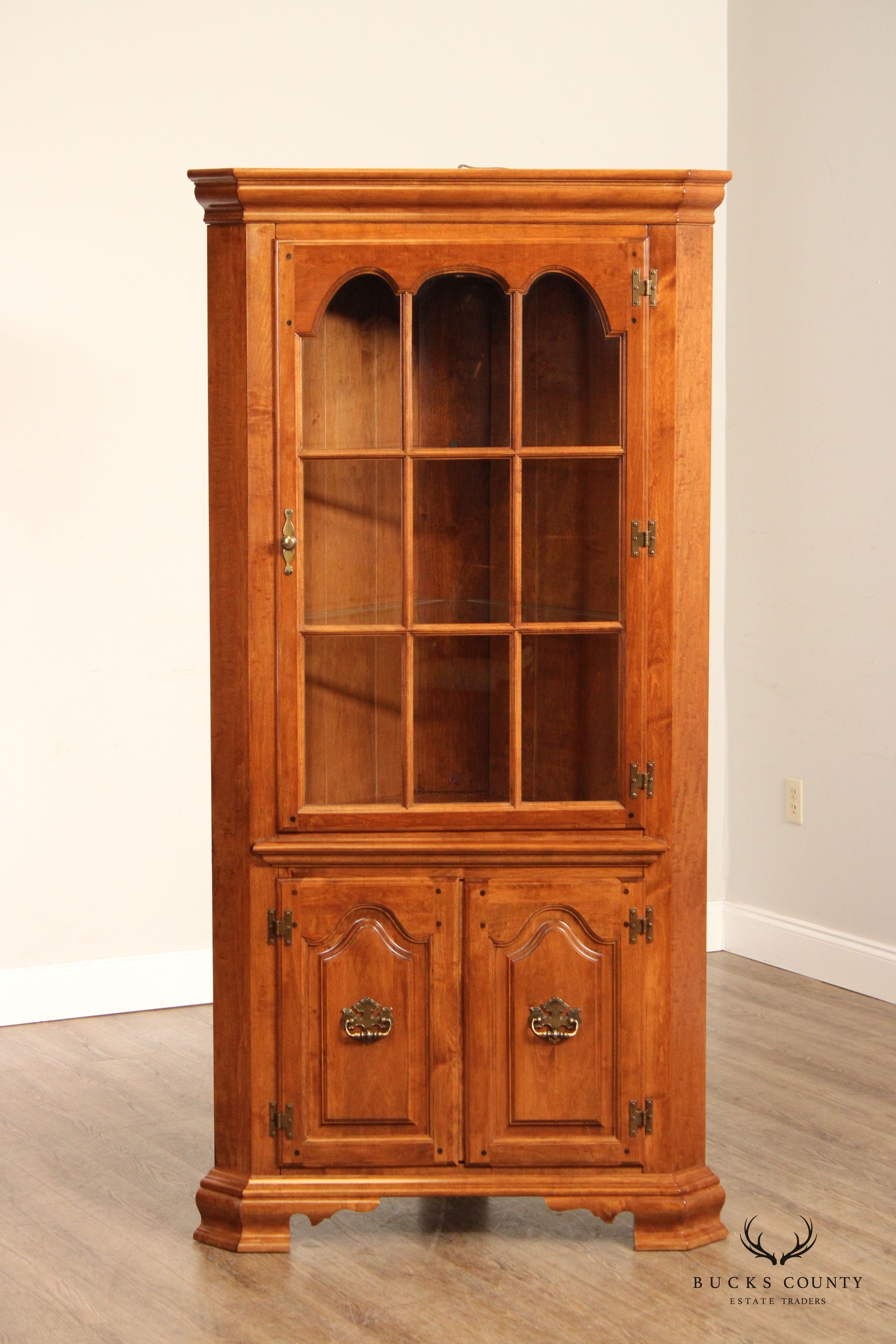 Temple Stuart Chippendale Style Maple Corner Cabinet