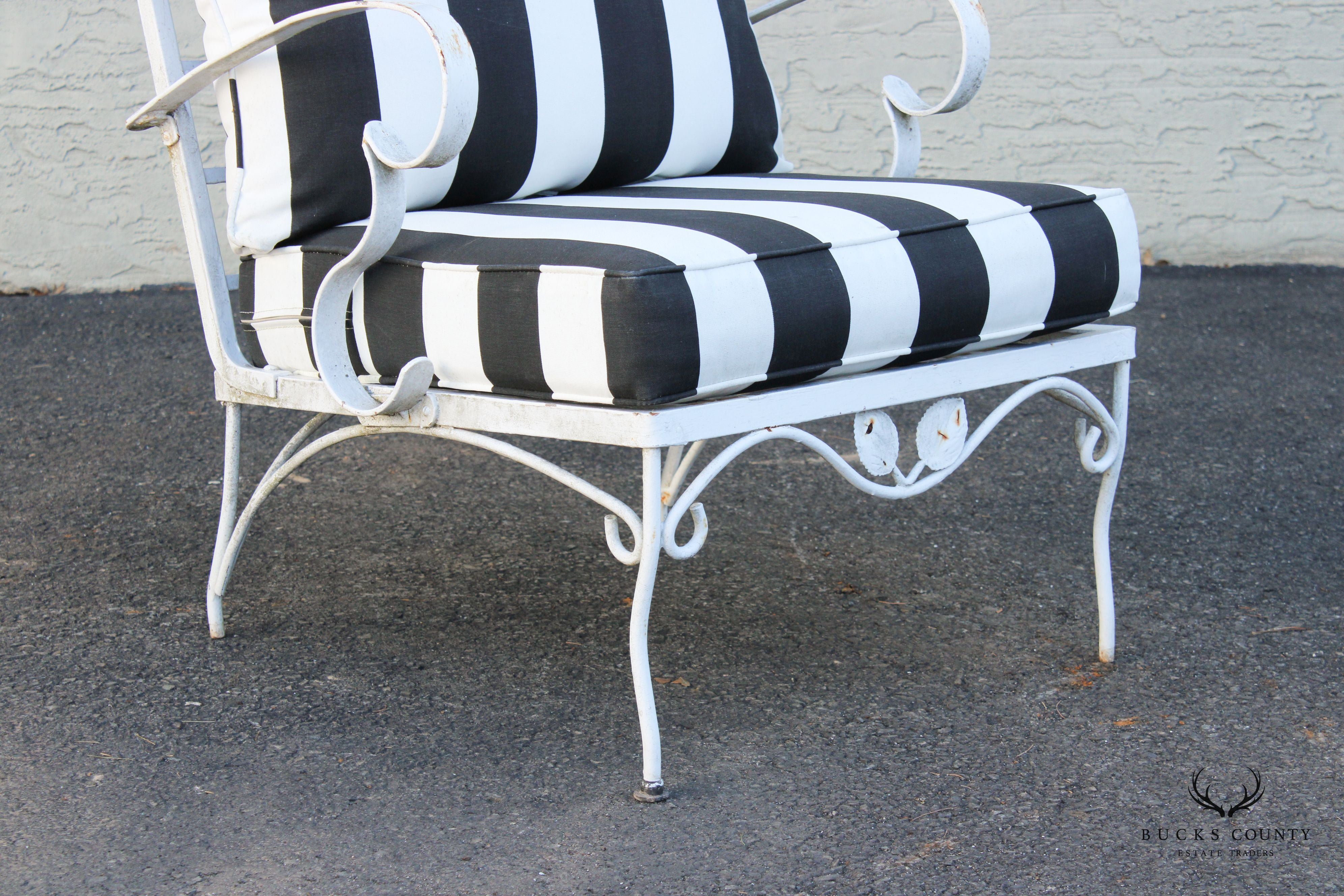 Mid Century Pair Wrought Iron Outdoor Lounge Chairs